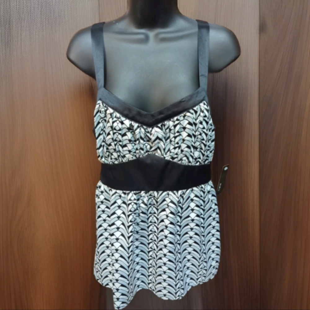 Mixit NWT  FANCY TANK TOP Style Draped Sweetheart Geometric Black White